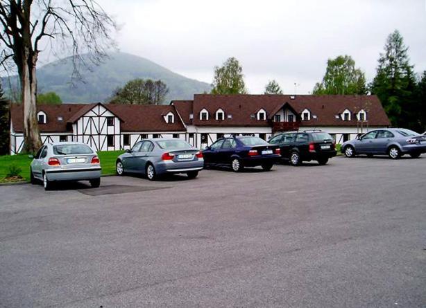 Restaurace A Penzion Ceska Hospoda Heřmanice Extérieur photo